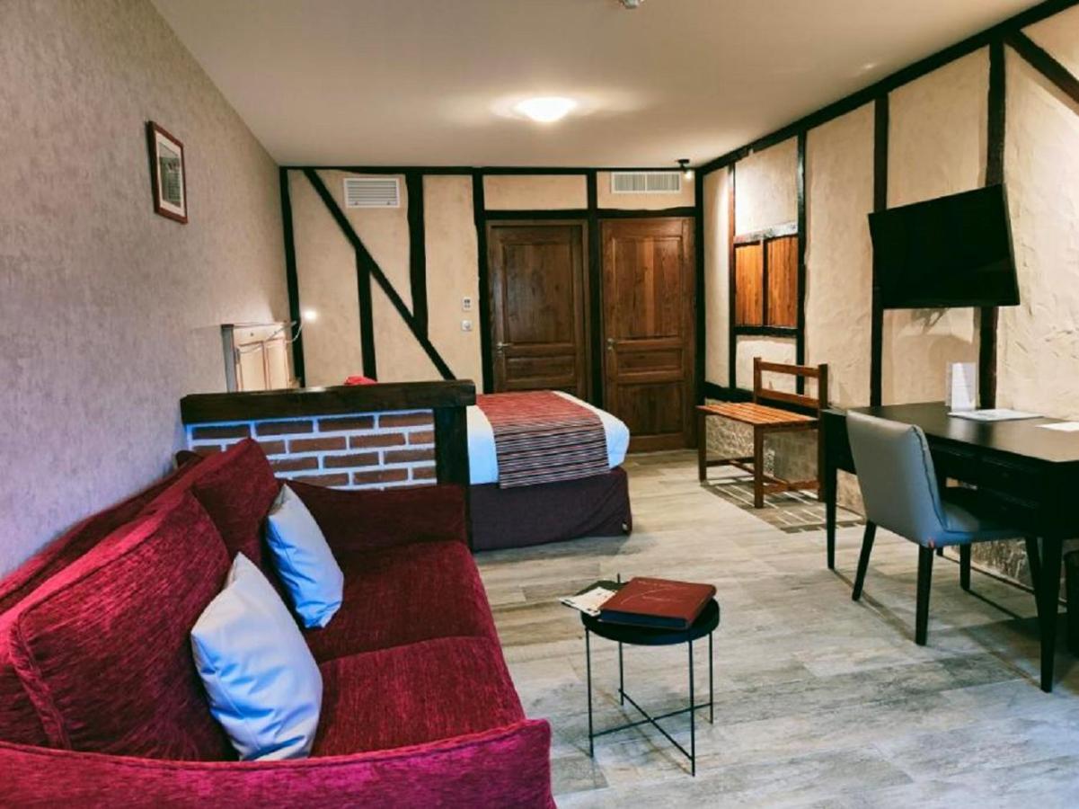 Hotel La Chaumiere Aubigny-sur-Nère Exterior foto